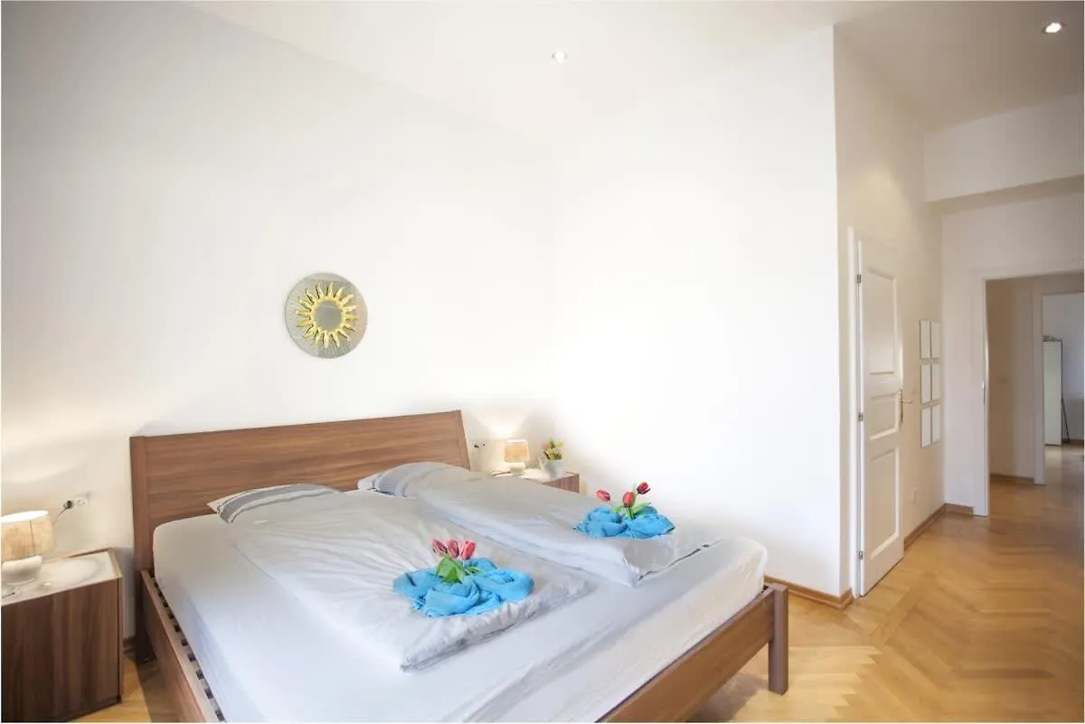 Charles Bridge Apartment Praha Česká republika